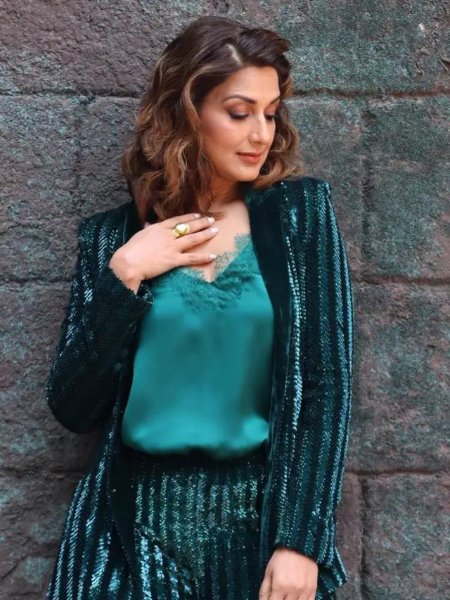 इस उम्र में भी बॉलीवुड हसीनाओं को पूरी टक्कर देती हैं सोनाली बेंद्रे