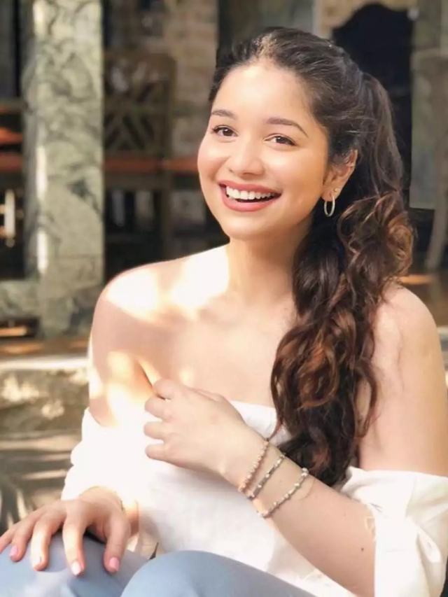 सुहाना खान और खुशी को टक्कर देती हैं सचिन तेंदुलकर की बेटी सारा