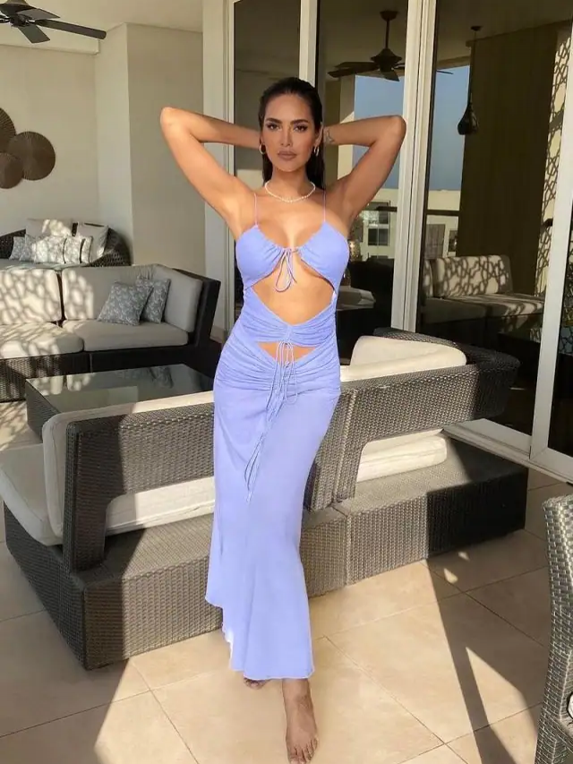 ईशा गुप्ता ने बोल्ड अंदाज से किया इंटरनेट का टेंपरेचर हाई