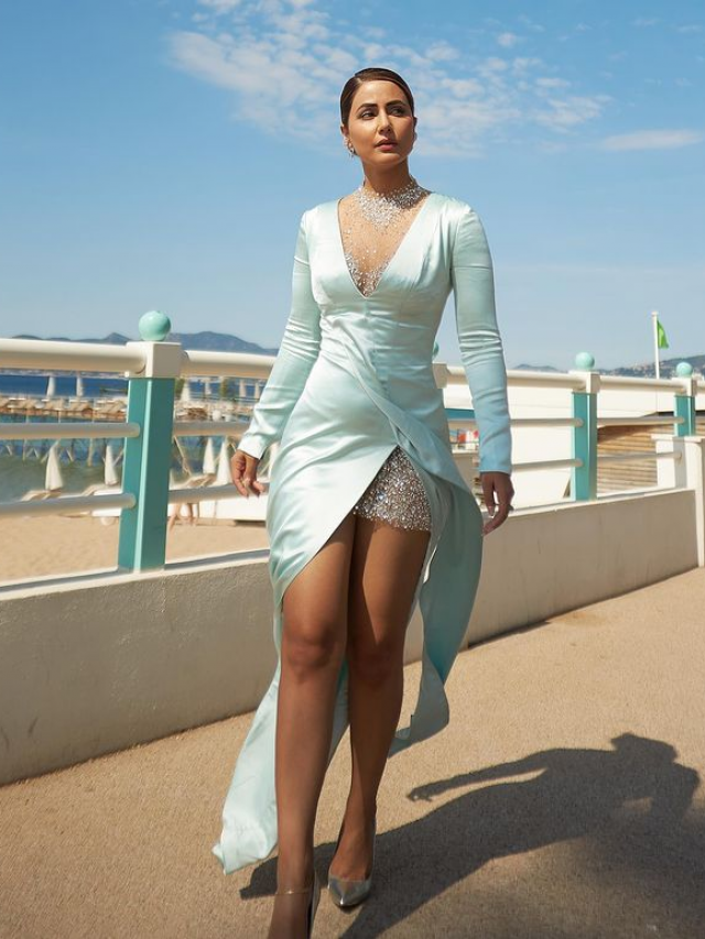 Cannes में हिना खान के लुक को देखकर लोग बोले- प्रियंका चोपड़ा की कॉपी