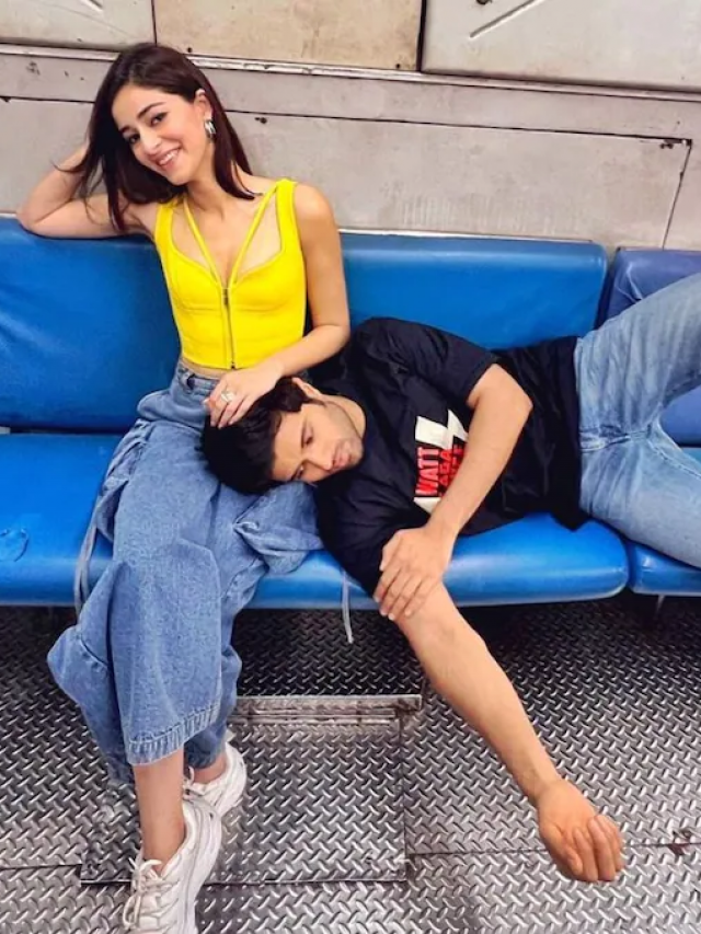 Vijay Deverakonda was seen resting on Ananya’s lap in the local train