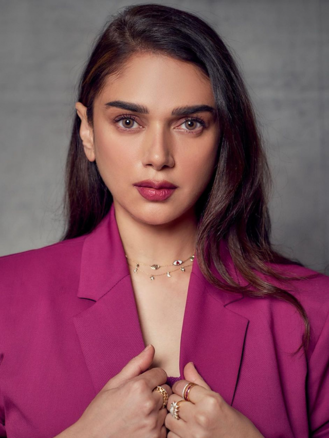 Aditi Rao Hydari Bossy look  in magenta pantsuit