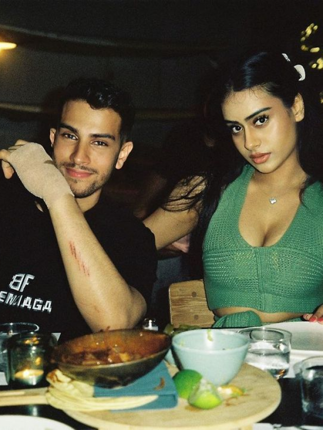 Kajol daughter Nyasa Devgan looks bold