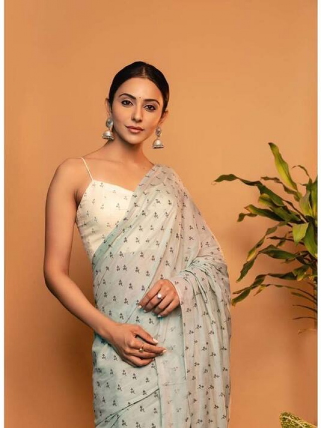 रकुल प्रीत सिंह का साड़ी कलेक्शन है सबसे बेहतरीन