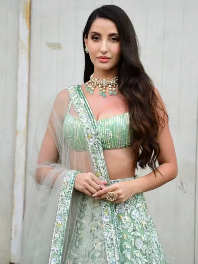 वेस्टर्न ही नहीं एथनिक लुक में भी हुस्न की परी लगती हैं नोरा फतेही