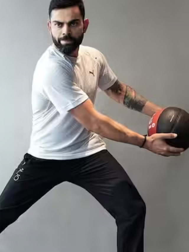 विराट कोहली के महंगे वॉलट की कीमत जानकर हो जाएंगे हैरान