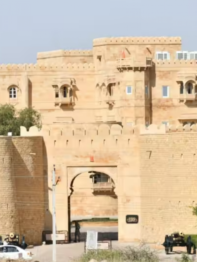 जैसलमेर की इस शाही पैलेस में सात फेरे लेंगे सिद्धार्थ-कियारा
