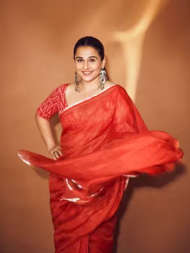 हाइट में बेहद ही छोटी है ये हीरोइनें कई इंच ऊंची पहनती हैं हील