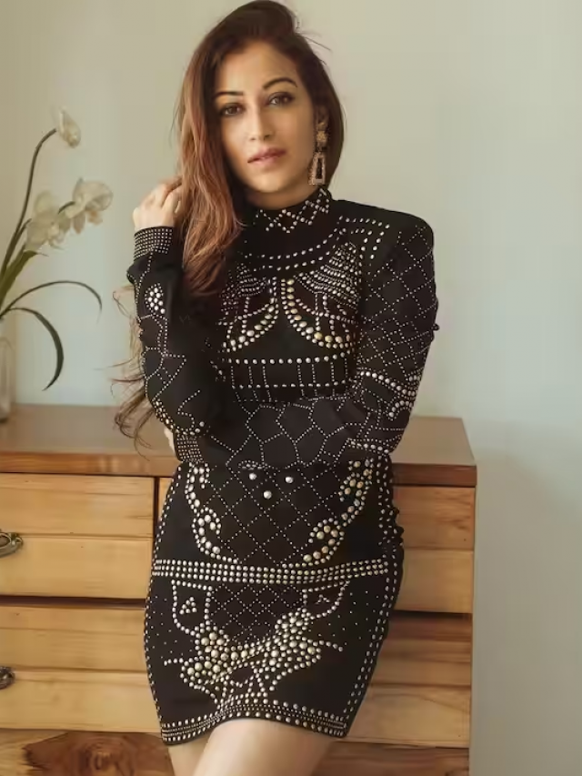 ‘तारक मेहता’ की इस एक्ट्रेस ने पहन ली छोटी सी ड्रेस