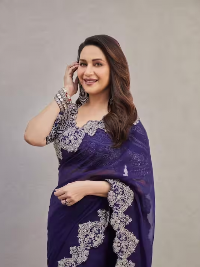 ट्रेडिशनल लुक में माधुरी दीक्षित ढाती हैं कयामत