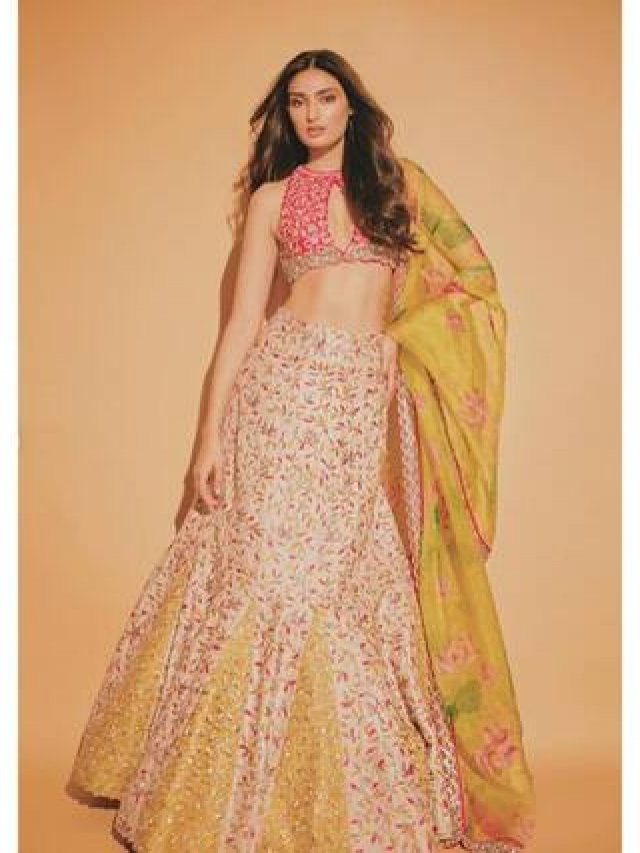 बॉलीवुड डिवाज को खूब भा रहा है लहंगे का ये नया स्टाइल