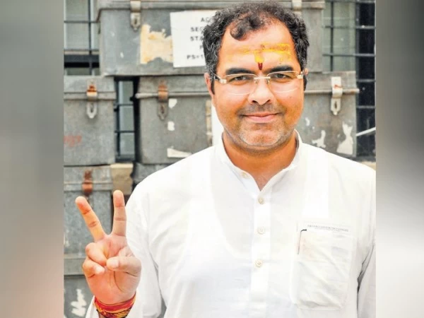 पिछले 48 सालों का ट्रेंड बरकरार; जिसकी दिल्ली, उसका देश, सातों सीटें भाजपा की झोली में