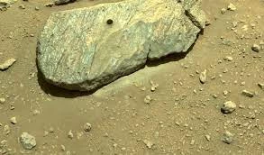 मंगल पर जगी जीवन की उम्मीद, NASA के वैज्ञानिकों को चट्टान में मिला नमक