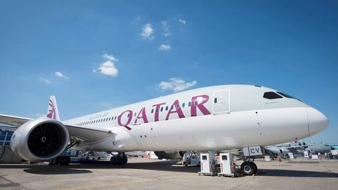 Smoke suddenly started coming out of the flight going from Delhi to Doha, saved the lives of 100 passengers by landing in Pakistan