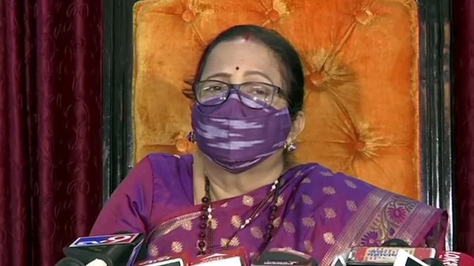 Mayor hints with decline in cases, Mumbai may be 'unlocked' by February end