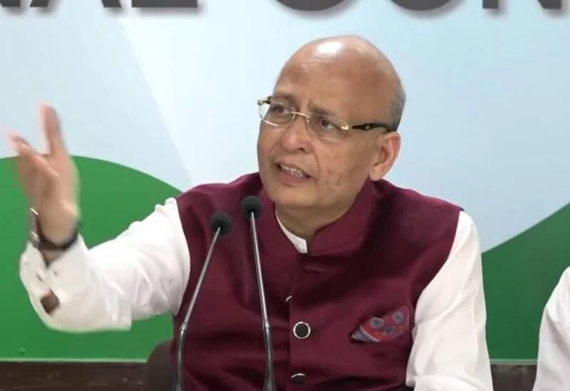 अब अभिषेक मनु सिंघवी ने की सावरकर की तारीफ, बोले- देश की आजादी के लिए जेल गए