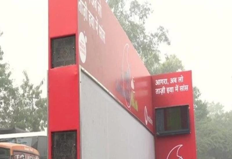 2 air purifiers installed near Taj Mahal to combat pollution