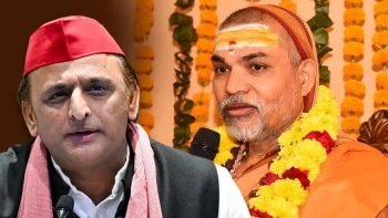 अखिलेश यादव ने शंकराचार्य से की मुलाकात: राम मंदिर चढ़ावा चोरी को बताया महापाप