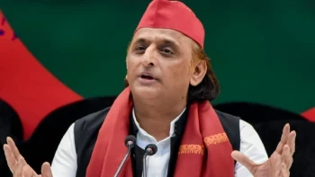 अखिलेश यादव ने ओपी राजभर को बताया अफ़वाही मंत्री भ्रष्टाचार के लगाए गंभीर आरोप