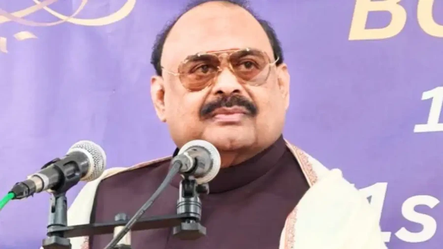 अल्ताफ हुसैन की हत्या की साजिश: लंदन में एमक्यूएम संस्थापक के घर घुसे नकाबपोश हमलावर