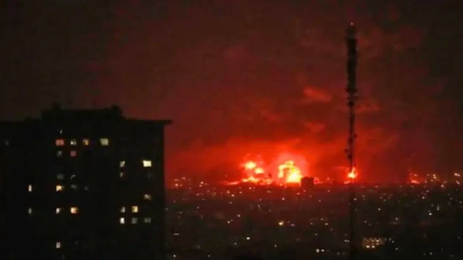 US Launches Massive Strikes on Iran: Missiles Hit Near Tehran as Hormuz Declared Red Line