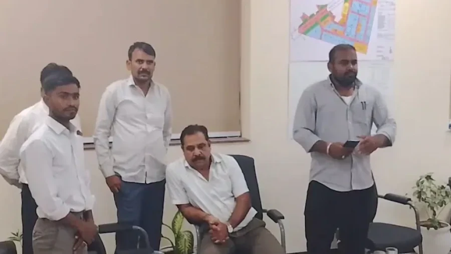 रिटायरमेंट से 20 दिन पहले रीको यूनिट हेड गिरफ्तार, 85 हजार की घूस लेते एसीबी ने दबोचा