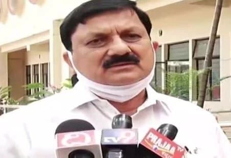 बयान वापस लेता हूं: 'कांग्रेस मेरे रेप की कोशिश में है' पर कर्नाटक के गृह मंत्री