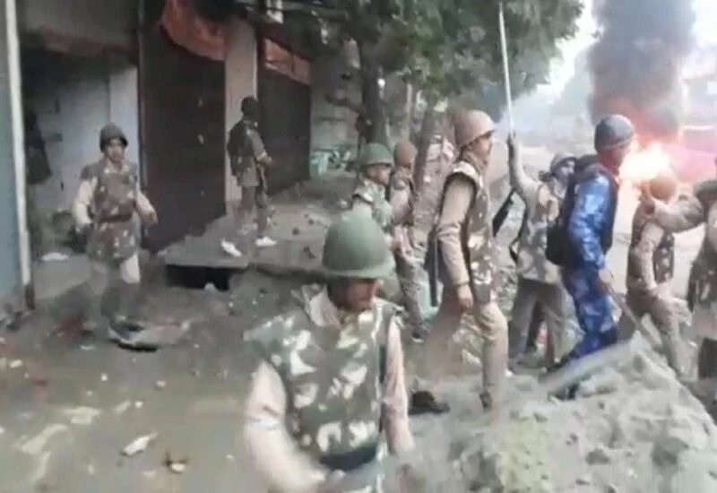 जवानों को जिंदा जलाना चाहते थे उपद्रवी, जारी हुआ नया वीडियो, देखें ये तस्वीरें