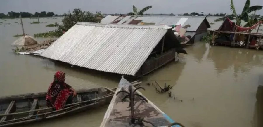 तीन लोगों की डूबने से मौत, अब तक 133 ने गंवाई जान, 17 लाख प्रभावित