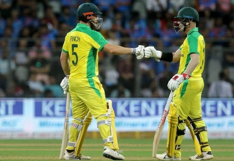Australia defeat India by 10 wickets in an ODI for the first time in history