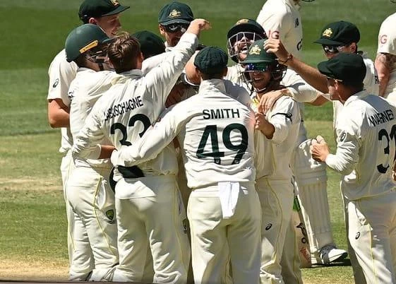 ऑस्ट्रेलिया ने दूसरे ऐशेज़ टेस्ट में इंग्लैंड को 275 रन से हराया