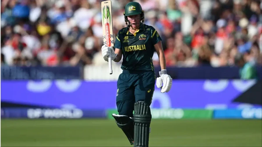 Beth Mooney Surpasses Virat Kohli: Australia Opener Sets Massive World Record