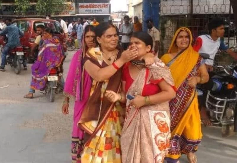 Men fire at people in broad daylight in Bihar; 2 killed, 2 injured