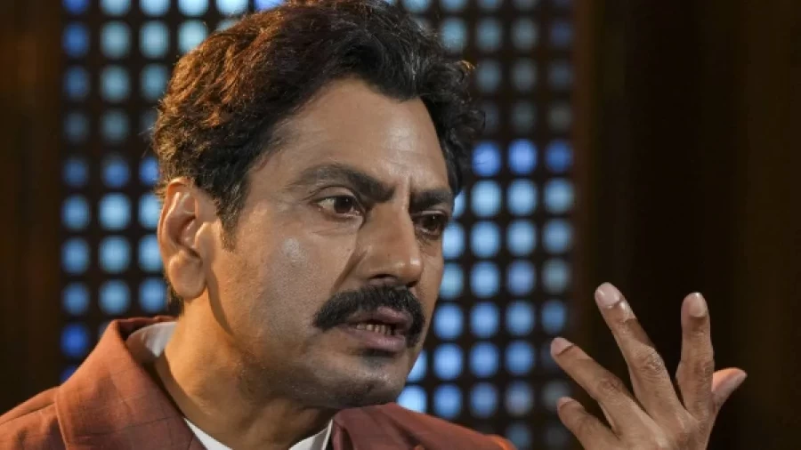 Nawazuddin Siddiqui Slams Bollywood Films as 'Fake', Questions Narrative-Driven Cinema