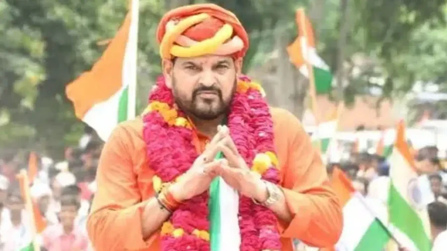 Brij Bhushan Sharan Singh Gonda Rally: 300 Car Convoy And 3 Lakh Supporters