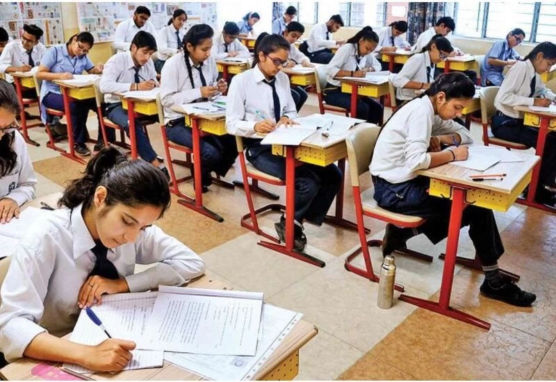 CBSE बोर्ड परीक्षा की तारीखों की घोषणा 31 दिसंबर को- शिक्षा मंत्री