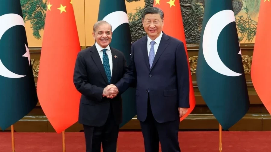China again became kind to Pakistan, saved its sinking economy with this one help!