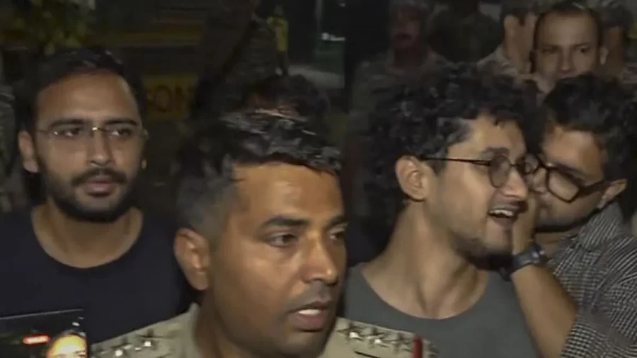CJP Leaders Saurabh Das and Ashutosh Ranka Released From Tihar Jail Following Written Assurances