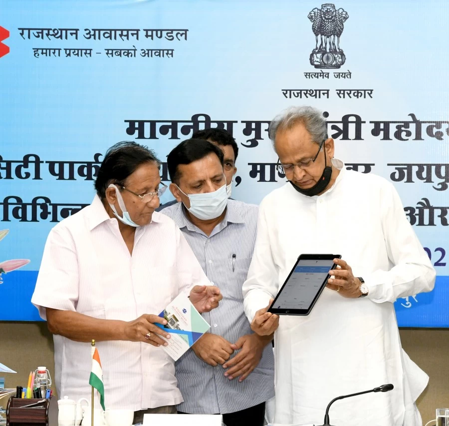 सीएम अशोक गहलोत ने किया आवासन मण्डल की 25 परियोजनाओं का शुभारम्भ एवं शिलान्यास