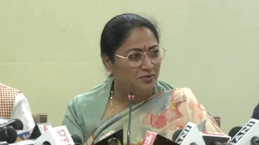 दिल्ली बजट के लिए आम लोगों की ली जाएगी राय, सीएम रेखा ने जारी किया व्हाट्सएप नंबर