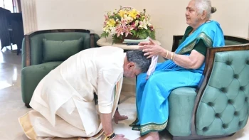 DK Shivakumar To Take Oath As Karnataka CM: Emotional Moment With Mother
