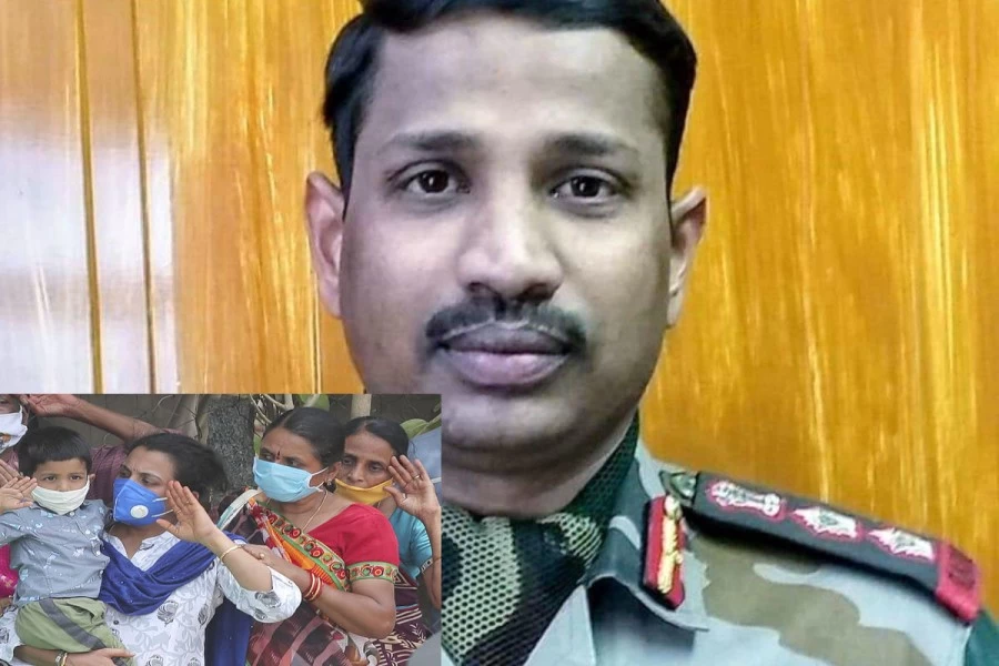 केसीआर का सराहनीय कदम : संतोष बाबू के परिवार को 5 करोड़, पत्नी को बनाया डिप्टी कलेक्टर, पॉश इलाके में प्लॉट