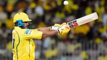 IPL 2026: उर्विल पटेल के तूफान में उड़ी लखनऊ, चेन्नई की जीत से पंत की टीम बाहर
