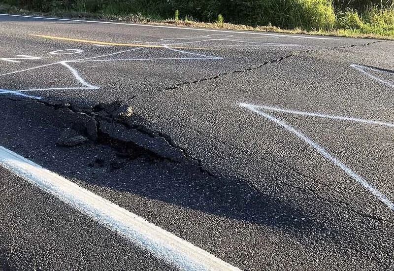 'Pressure cooker' heatwave in Canada-US, cracks on roads due to terrible heat, self-made omelet