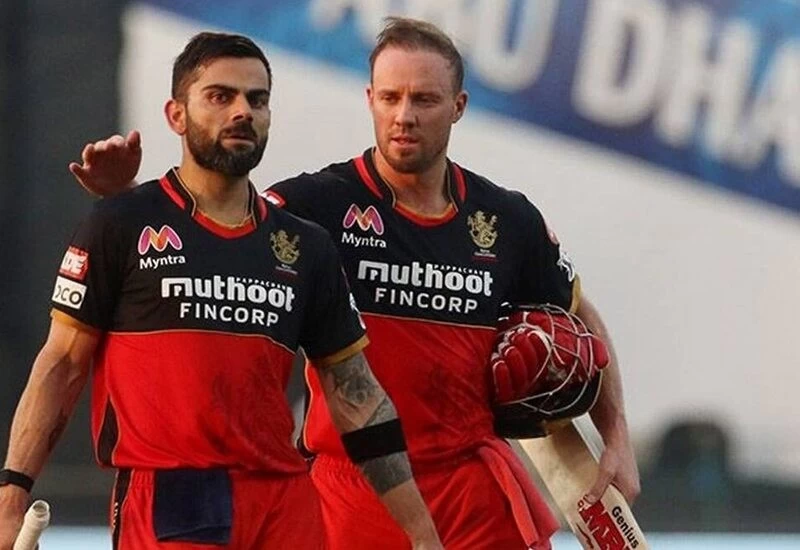 IPL 2021 से पहले कोहली और डिविलियर्स में हुई 'बहस'