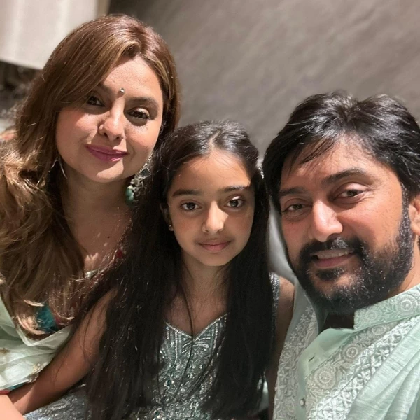 Deepshikha Deshmukh And Dhiraj's Heartwarming Tribute to Father-Daughter Bond Goes Viral