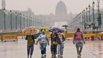 Delhi NCR Weather Update: Sudden Rain and Orange Alert as Western Disturbance Hits