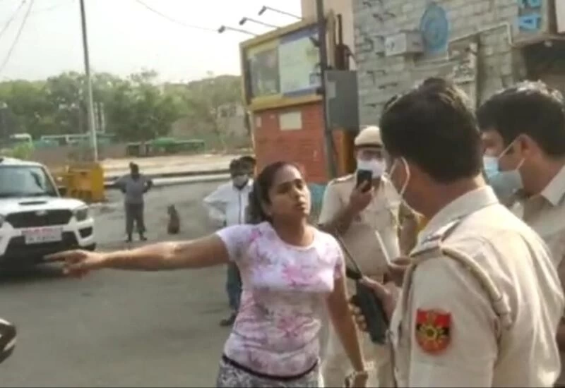 Delhi woman misbehaves, tells police 'will kiss husband' during curfew check