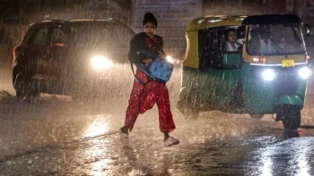 Delhi Weather Update: Heavy Rain Brings Relief as Monsoon Hits Kerala