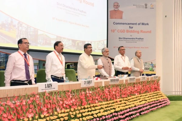 Dharmendra Pradhan launches the commencement of work for 10th City Gas Distribution bidding round